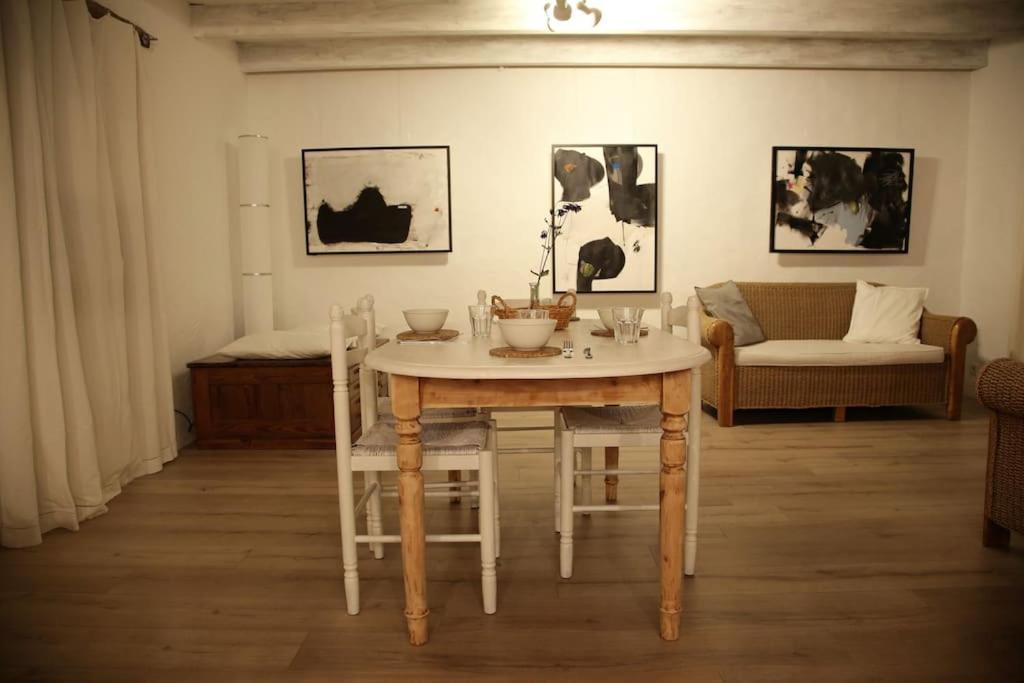 Relax With Art And Nature Mellionnec Exteriör bild