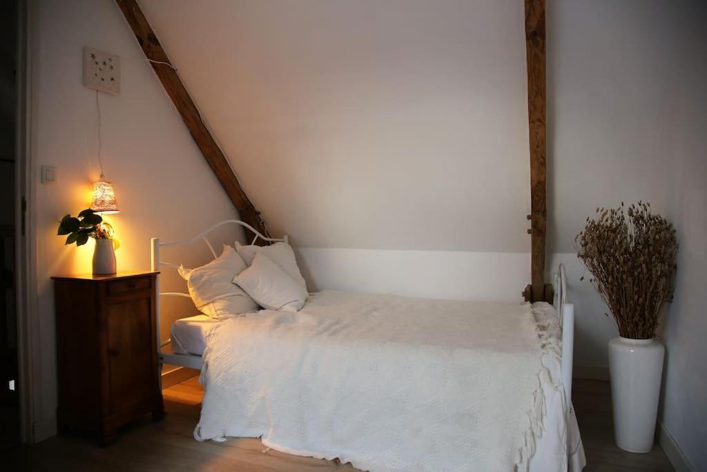 Relax With Art And Nature Mellionnec Exteriör bild